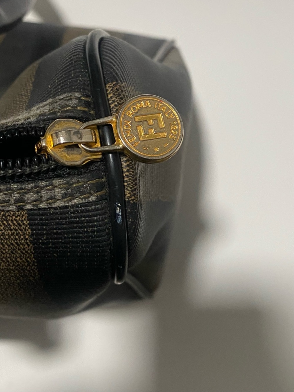Fendi Bag - Picture 8 of 9